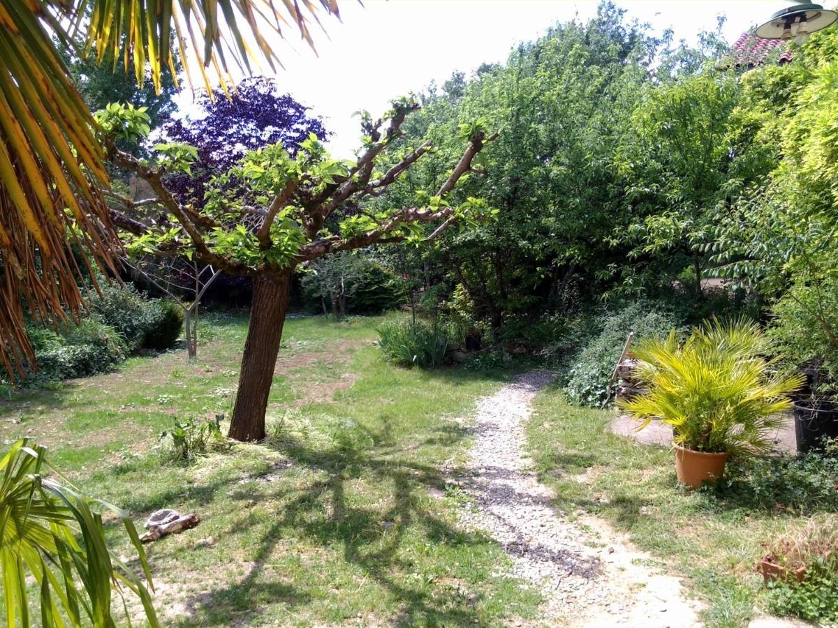 Berdale Bed & Breakfast Lagraulet-du-Gers Exterior photo
